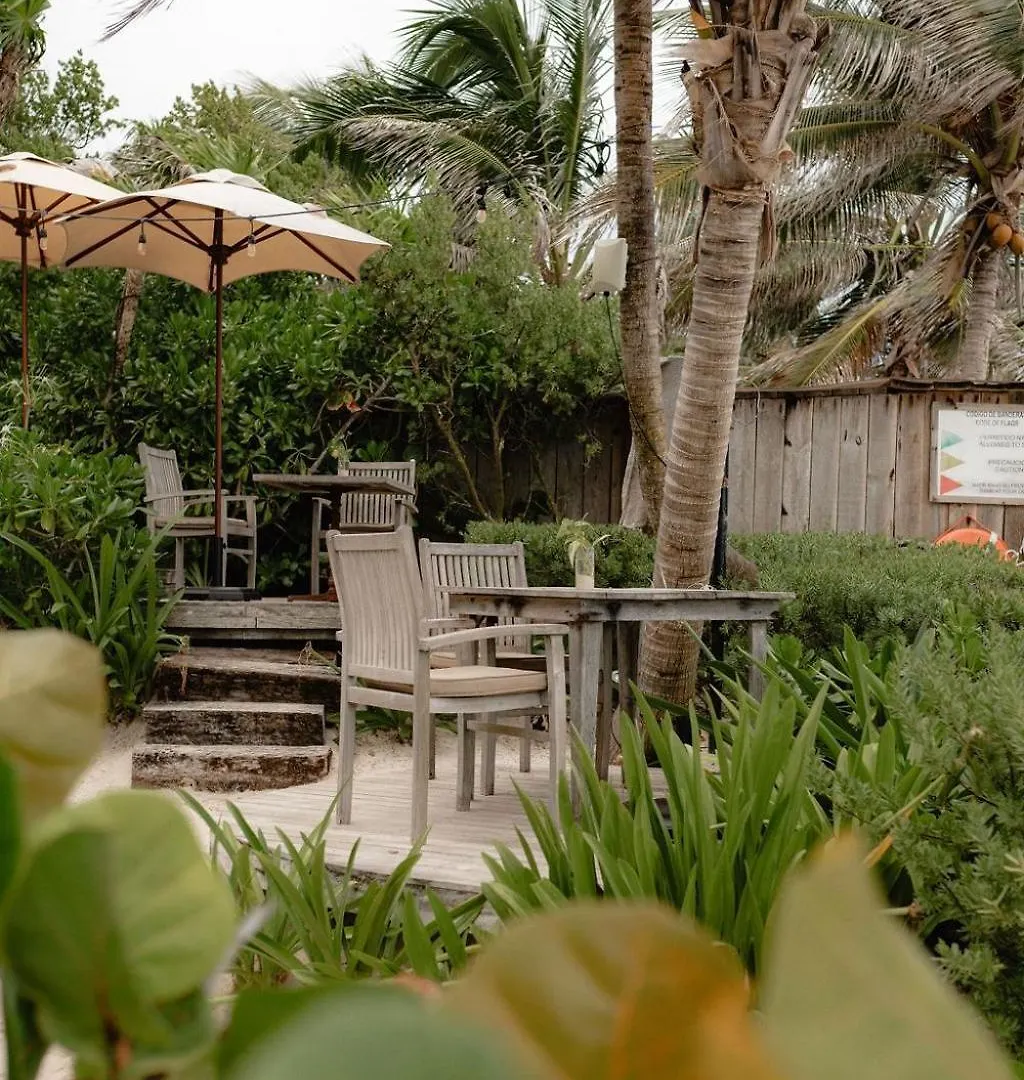 Premium Condo With Private Terrace And Pool View Apartment