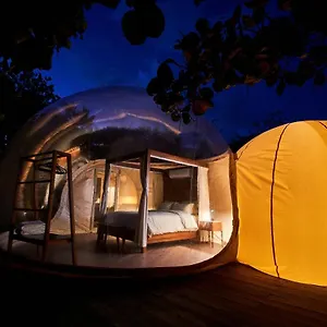 4* Campo de lujo Astral