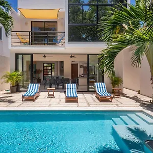 wonderful-tropical-home-3br-garden-private-pool.tulum-hotels.net/